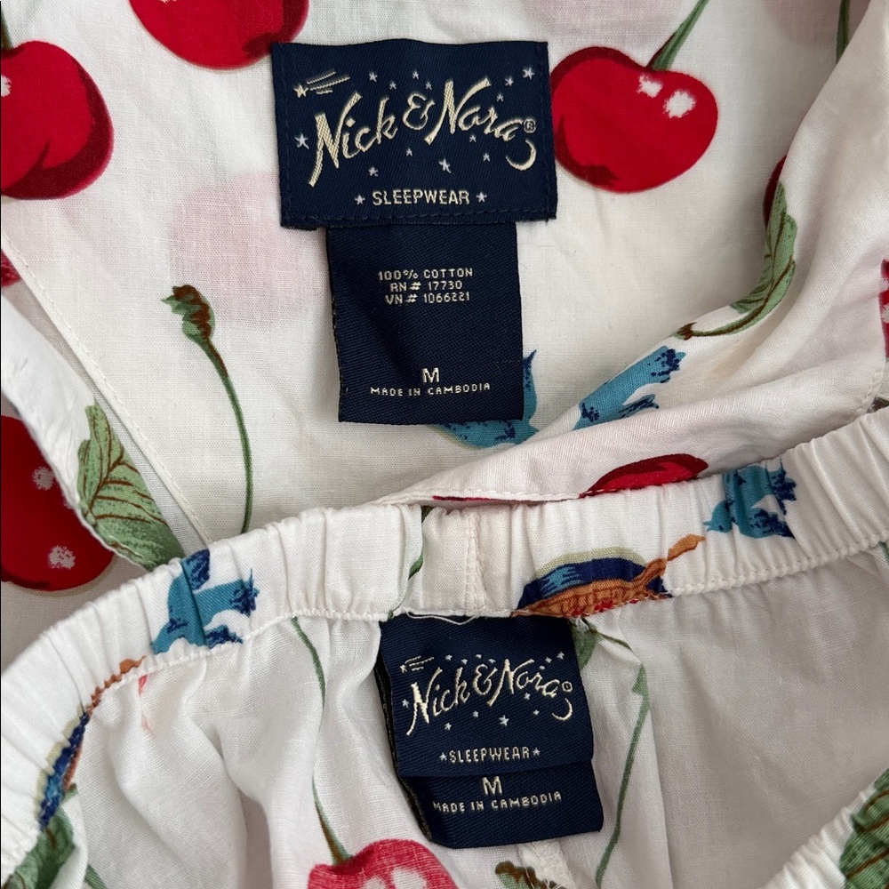 Nick & Nora Vintage Pajama Set Size Medium - Picture 10 of 10